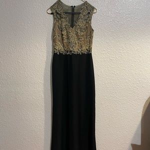 Black and Gold dress. Floor length. Size 6.